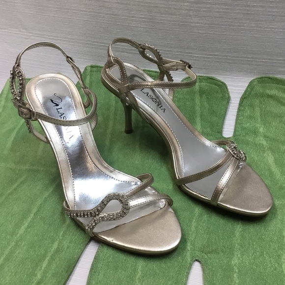 Appears as New Gold Heels by Lasonia - Picture 2 of 7